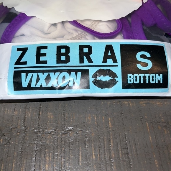 Vixxon Cheeky Scrunch Butt Zebra Bikini Bottoms NWT - Picture 5 of 6